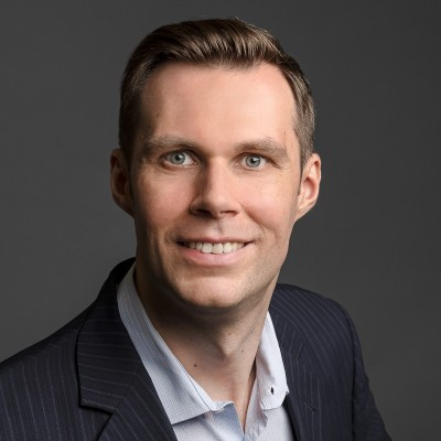 Henrik J.
